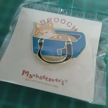Manhattan's 고양이 백 브로치