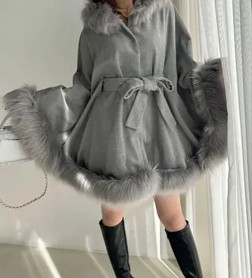 로얄 파티 후드 퍼 케이프 코트 그레이