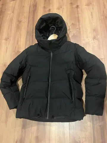 유니클로 심리스 다운 파카