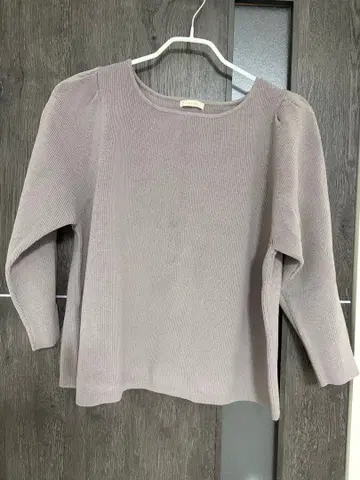 로즈 티아라 상의