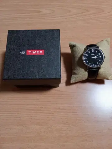 TIMEX 블랙 가죽 손목시계