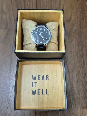 TIMEX 블랙 가죽 손목시계