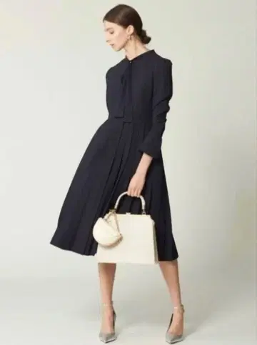 CELFORD 보타이 플리츠 원피스