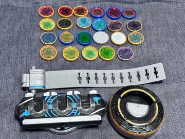 가면라이더 오즈 드라이버 코어 메달