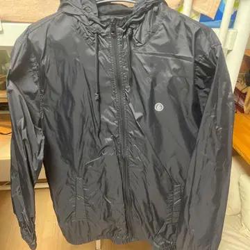 VOLCOM 블랙 나일론 자켓 L