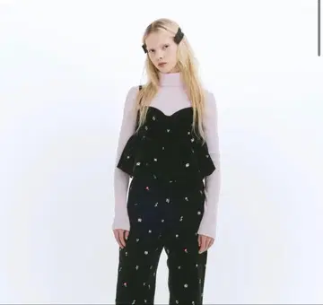 Bibiy B. STARRY BUSTIER