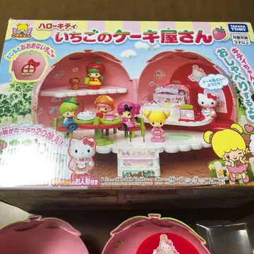 코에다짱 헬로키티 딸기 케이크 가게