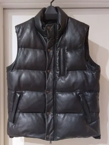 GREEN LABEL RELAXING 양가죽 다운 베스트 L 사이즈 블랙