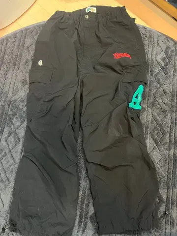 A'GEM 블랙 카고 팬츠