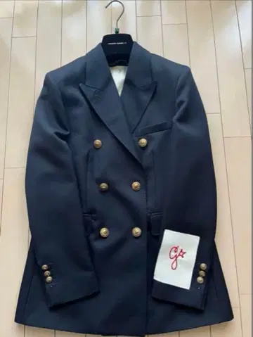 [ 미사용 새상품 ] 정가 14만 골든구스 네이비 블레이저 네이비 자켓