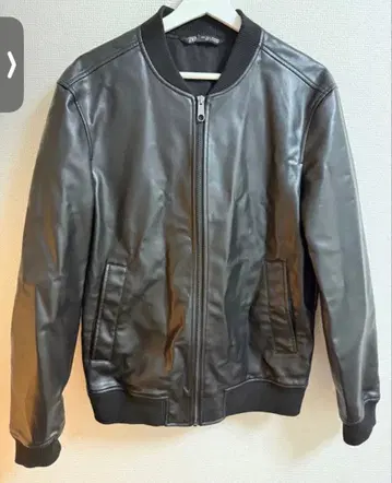 [ ZARA ] 봄버 페이크 가죽 자켓 S