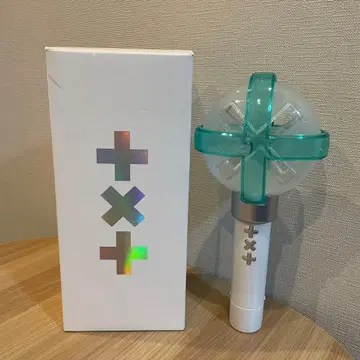 투모로우바이투게더 ( TXT ) 응원봉 Ver2 moa