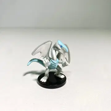 헤이세이 레트로 유희왕 던전 다이스 몬스터즈 푸른 눈의 백룡