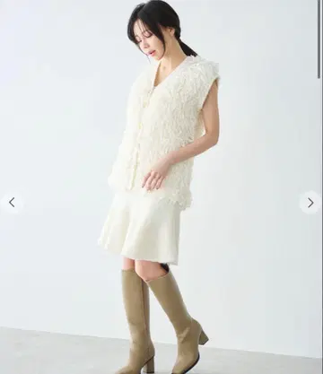 에메인 니트 미니 스커트 택 포함 미사용 새상품