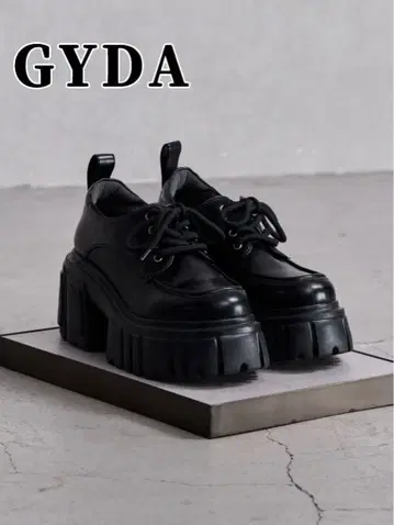 GYDA 레이스업 볼륨 밑창 로퍼