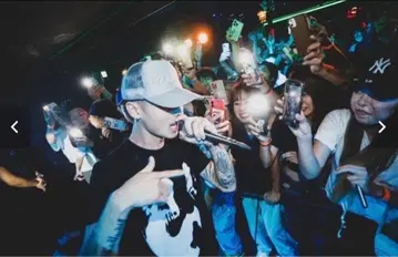 Dex Filmz 캡 그레이 watson 착용