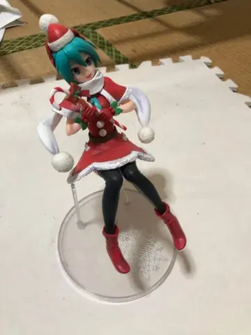 하츠네 미쿠 크리스마스 피규어