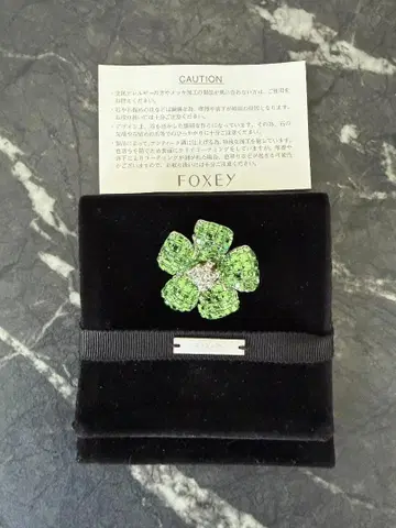 미사용 FOXEY 스테디셀러 롱셀러 브로치 'FLEUR' 꽃 마스캇