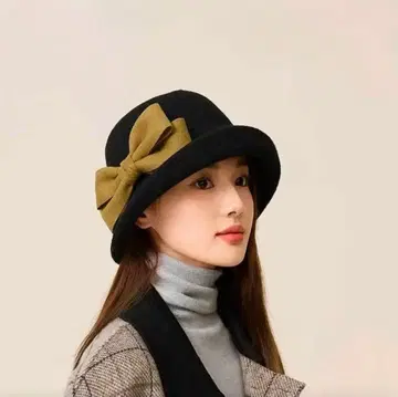 [새상품] 블랙 리본 포함 펠트 버킷햇