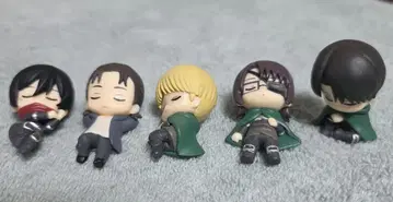 진격의 거인 잠재우는 대 컴프