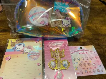 마츠켄 헬로키티 POP UP SHOP 오로라 클리어 파우치 총 4개 세트