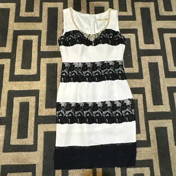 ROBE de FLEURS 스트라이프 드레스 하자 있음