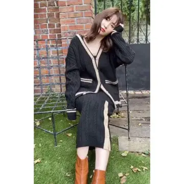 Herlipto 트림드 케이블 니트 투피스