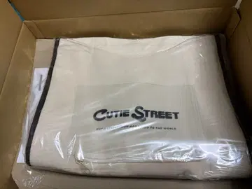 CUTIE STREET 큐스토 토트백 미사용