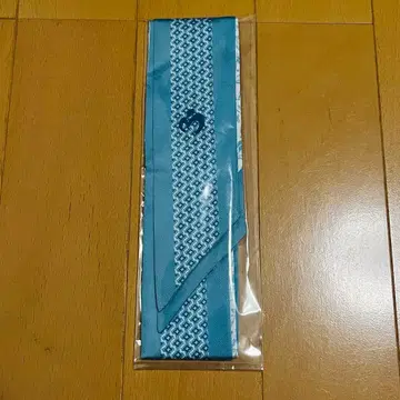 [ 미개봉 새상품 ] 미세스 LANDMARK IN HARAJUKU 스카프