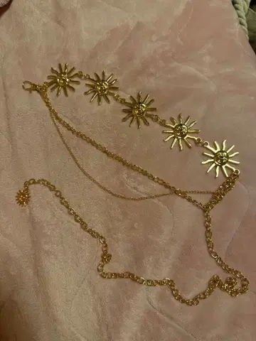 골드 태양 모티브 벨트