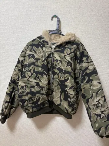 카모 패턴 퍼 달린 아우터