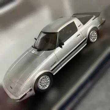Hi-Story 1/43 MAZDA SAVANNA RX-7