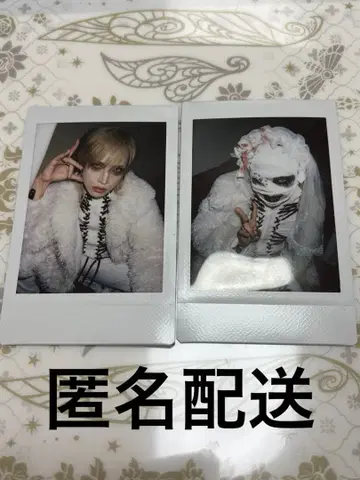 RAZOR 료가 폴라로이드