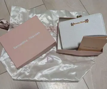 사만다 타바사 지갑 화이트