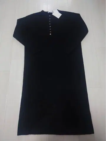 [미사용 새상품] 슬로브 이에나 에어리 헨리 니트 원피스