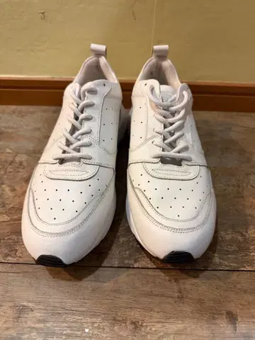 FRH 42NDROYALHIGHLAND 가죽 스니커즈 화이트 43