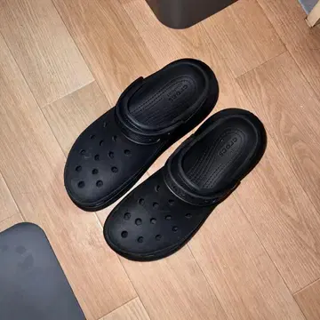 크록스 클래식 크러쉬 클로그 두꺼운