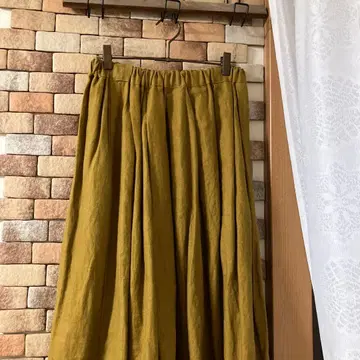 야마부키색 린넨 스커트