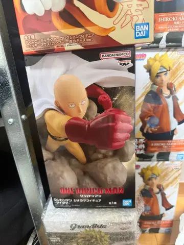 원펀맨 사이타마 액션 피규어