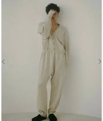 에트레토쿄 니트 올인원