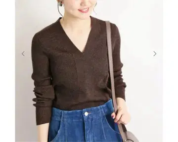 새상품 IENA 3 x 3 리브 V넥 풀오버