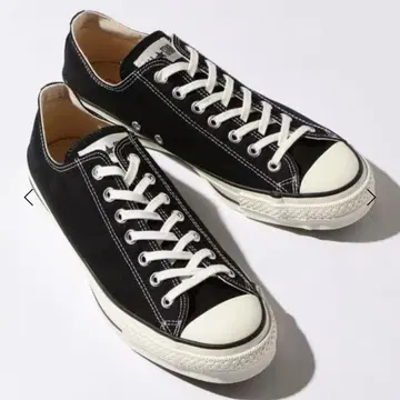 블랙 캔버스 로우컷 스니커즈