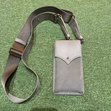 MU NCH 스마트폰 숄더 파우치