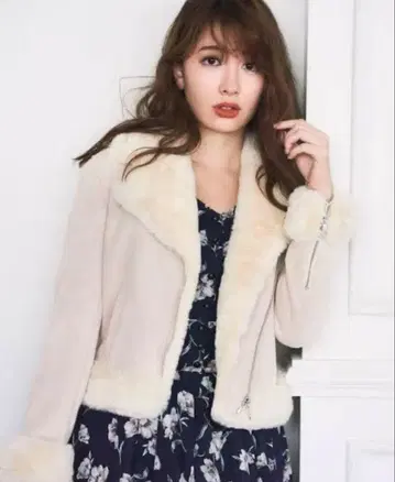 리랜드트루 인조 모피 라이더 자켓 코지마 요나