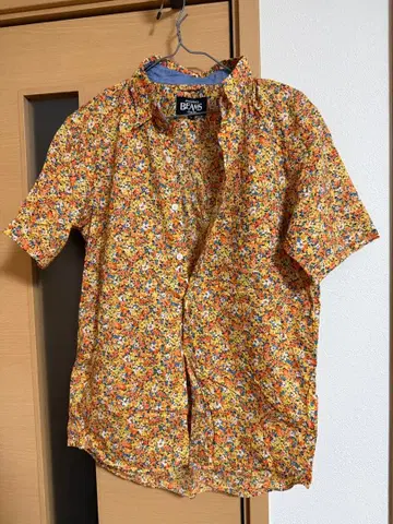 BEAMS 꽃무늬 반팔 셔츠 M