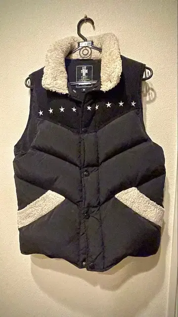 RHC LET THERE BE SURT 블랙 다운 베스트 S