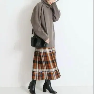 스픽스팬 체크 플리츠 스커트