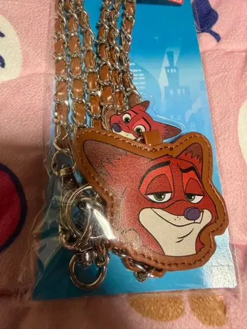 주토피아 멀티 숄더 스트랩 닉 와일드 아베일