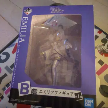 1번 복권 B상 에밀리아 피규어