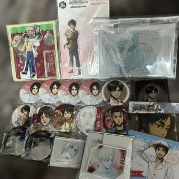 진격의 거인 엘렌 캔뱃지 아크릴 스탠드 코스터 아크릴 키링